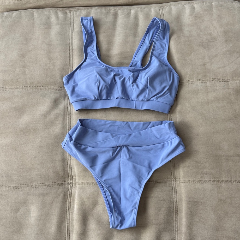 CupShe Lavender Bikini Set Cheeky bottoms Size Small NWOT